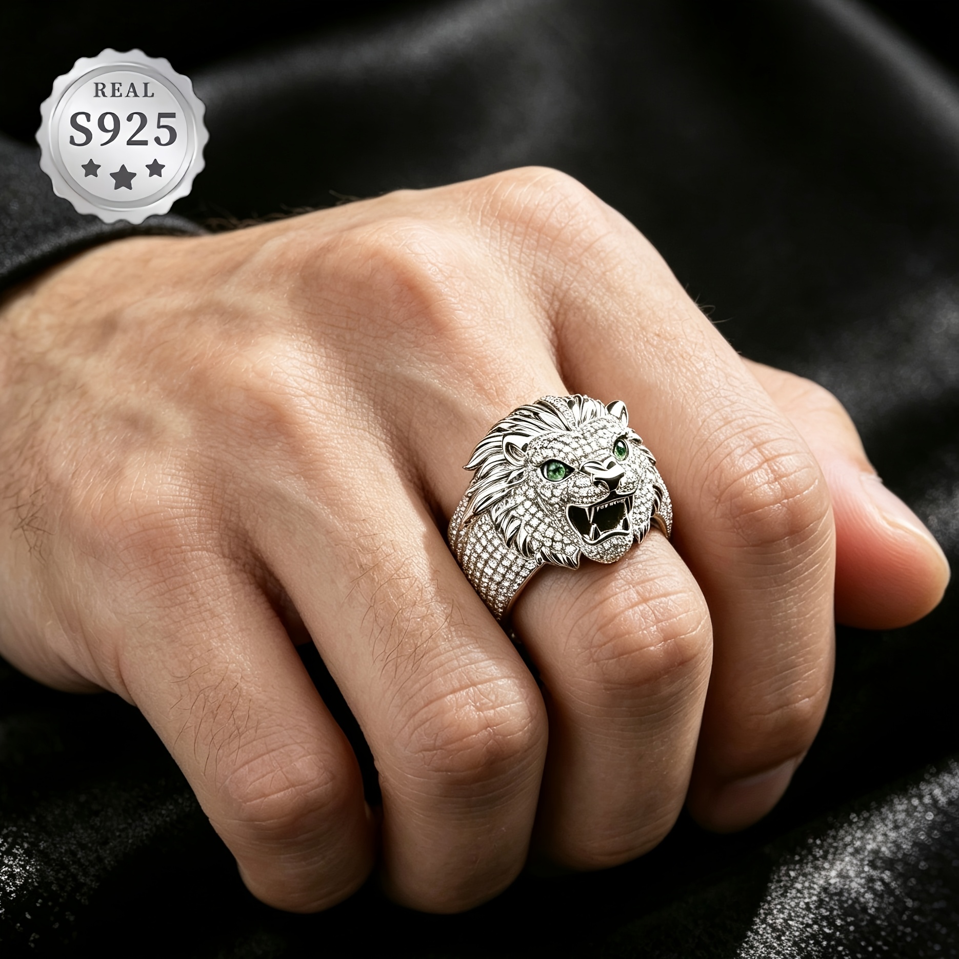 Retro S925 3D Carved Lion Head Ring with Moissanite